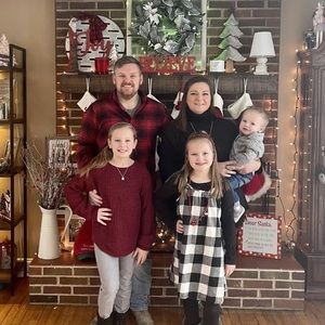 Meet your Posher, Joy